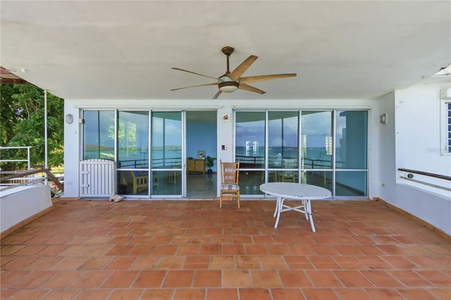 Casa Barco CALLE MAR BELLA, Vega Baja, PR 00693