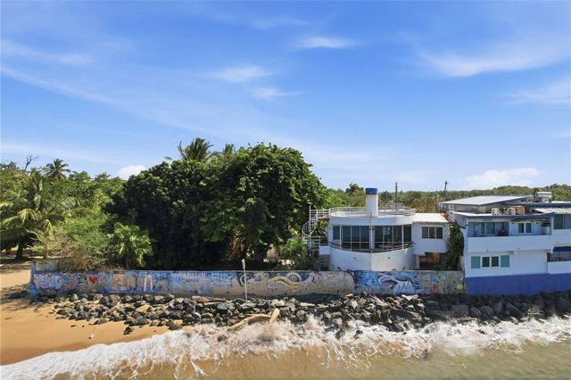 Casa Barco CALLE MAR BELLA, Vega Baja, PR 00693