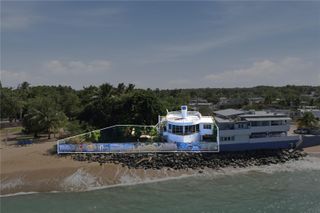 Casa Barco CALLE MAR BELLA, Vega Baja, PR 00693