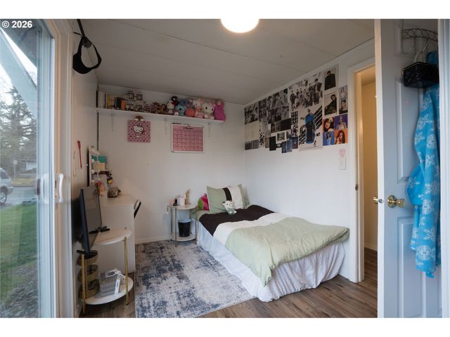 3553 LINDA St, Woodburn, OR 97071