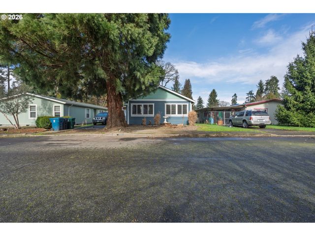 3553 LINDA St, Woodburn, OR 97071