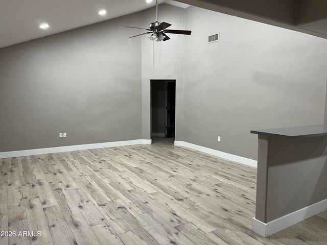 1002 S ROOSEVELT Street, Tempe, AZ 85281