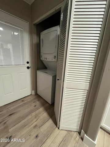 1002 S ROOSEVELT Street, Tempe, AZ 85281