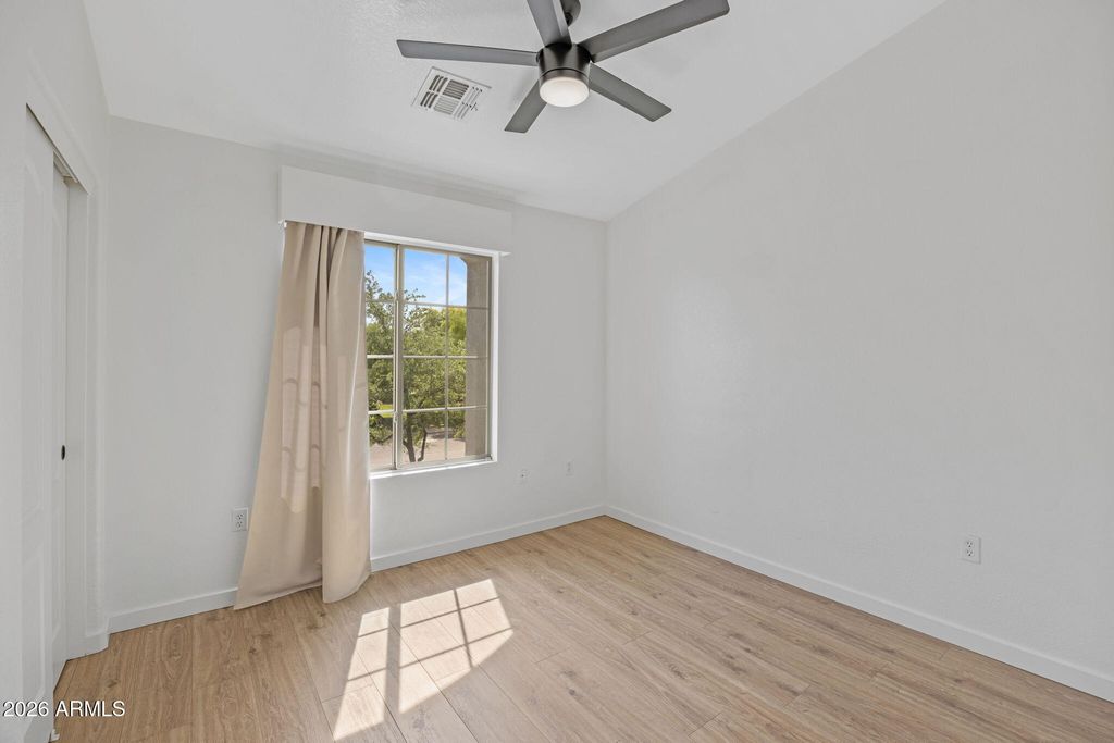 Image 20 of property listing at 280 S EVERGREEN Road 1368, Tempe, AZ 85288