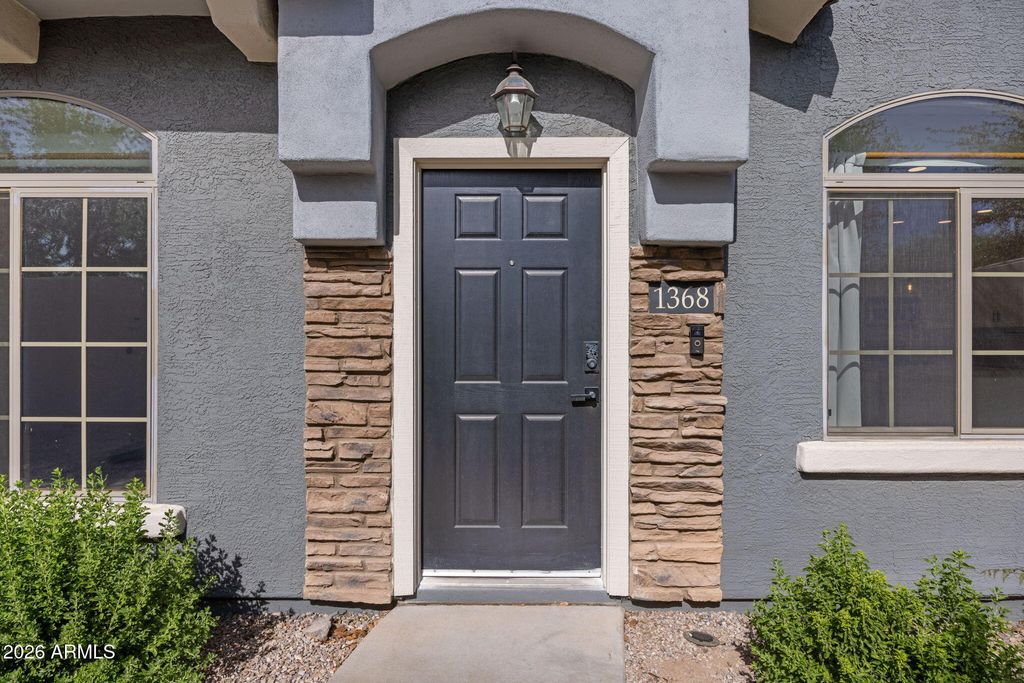Image 3 of property listing at 280 S EVERGREEN Road 1368, Tempe, AZ 85288