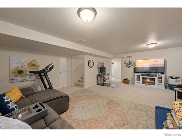 2584 Grizzly Place, Johnstown, CO 80534