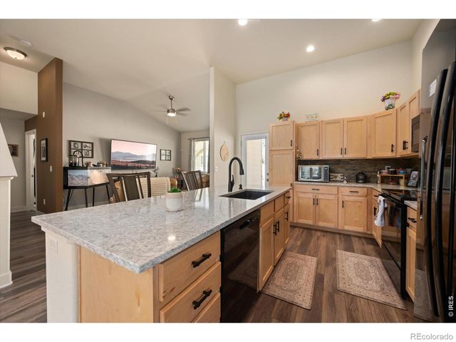 2584 Grizzly Place, Johnstown, CO 80534