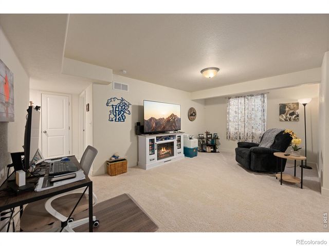 2584 Grizzly Place, Johnstown, CO 80534