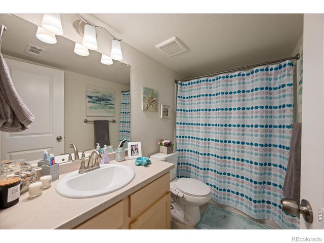 2584 Grizzly Place, Johnstown, CO 80534