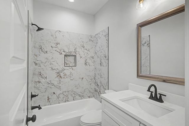 302 Cornerstone Dr, Shelbyville, TN 37160