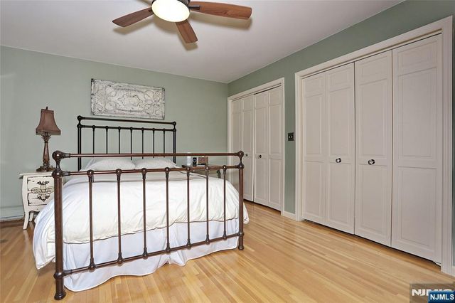 252 Bayberry Lane, Franklin Lakes, NJ 07417