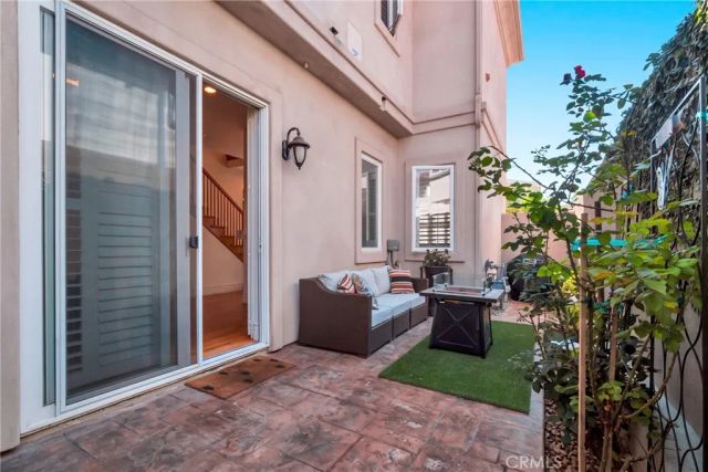 2213 Gates Avenue A, Redondo Beach, CA 90278