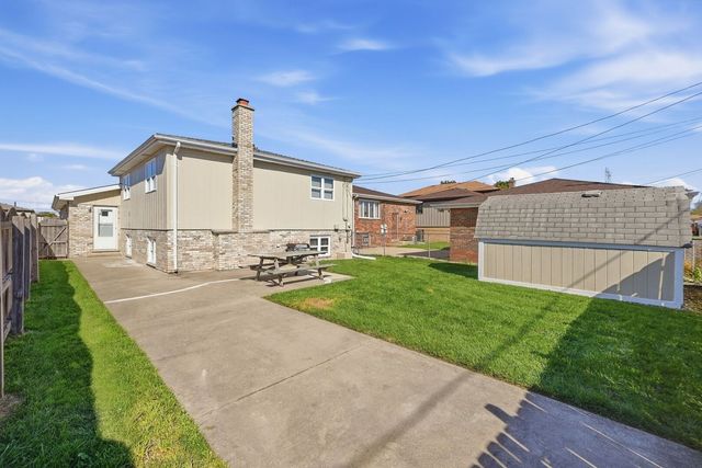 1111 Herbert Breclaw Drive, Calumet City, IL 60409