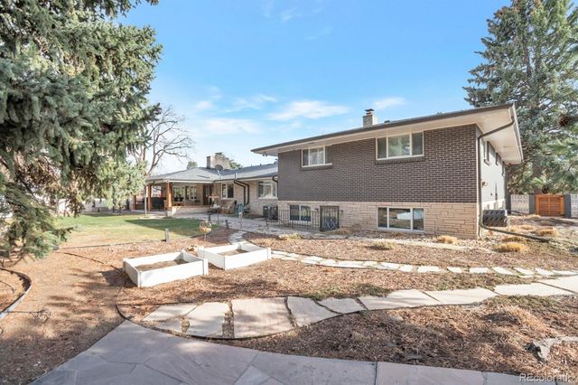 5401 W Lakeridge Road, Lakewood, CO 80227