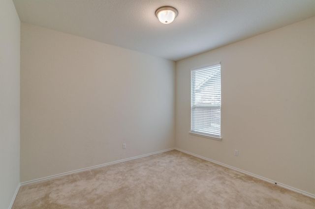 138 Duroc DR, Hutto, TX 78634