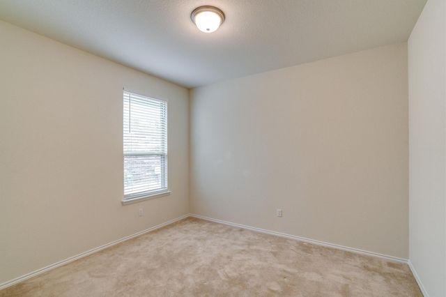 138 Duroc DR, Hutto, TX 78634