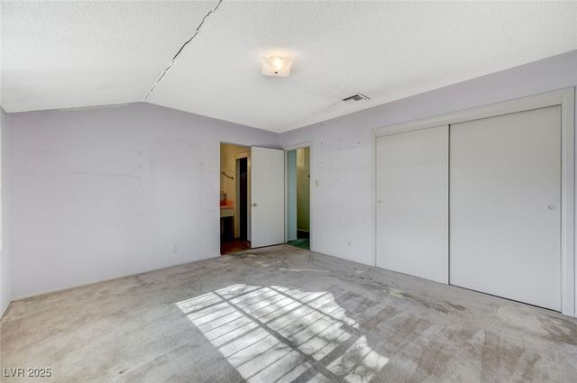 1813 Bracken Avenue, Las Vegas, NV 89104