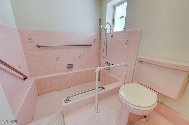 1813 Bracken Avenue, Las Vegas, NV 89104