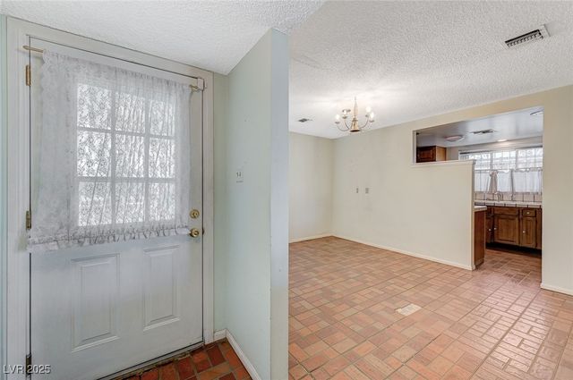 1813 Bracken Avenue, Las Vegas, NV 89104