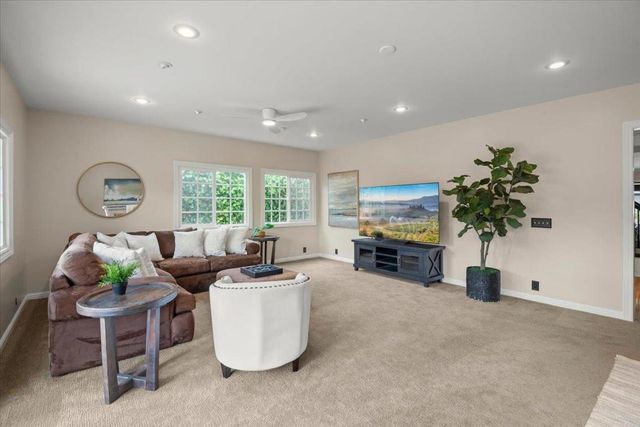 1745 Virginia Avenue, Redwood City, CA 94061