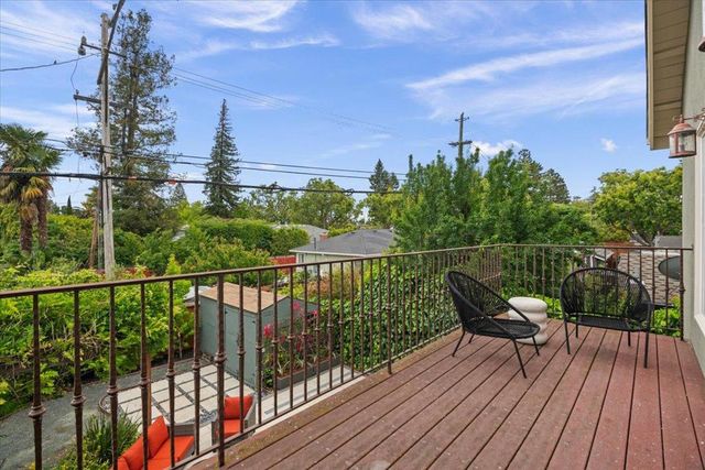 1745 Virginia Avenue, Redwood City, CA 94061