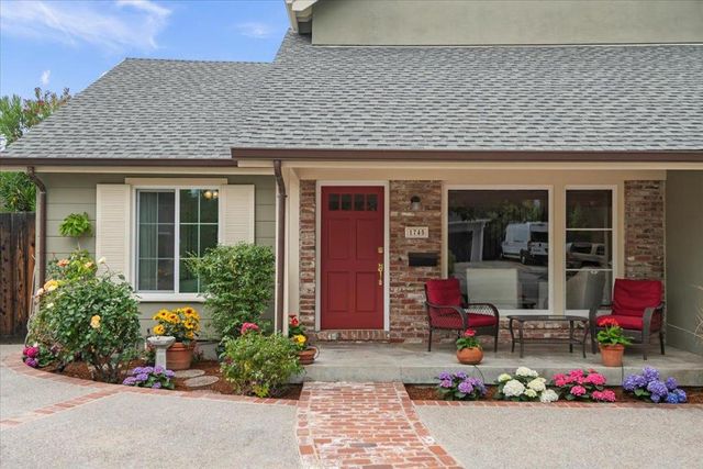 1745 Virginia Avenue, Redwood City, CA 94061