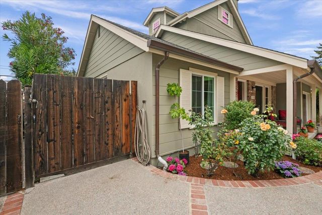 1745 Virginia Avenue, Redwood City, CA 94061