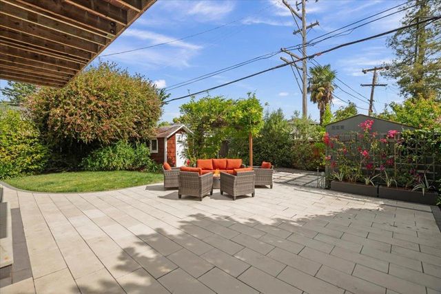 1745 Virginia Avenue, Redwood City, CA 94061