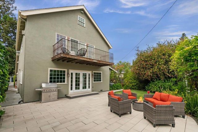 1745 Virginia Avenue, Redwood City, CA 94061