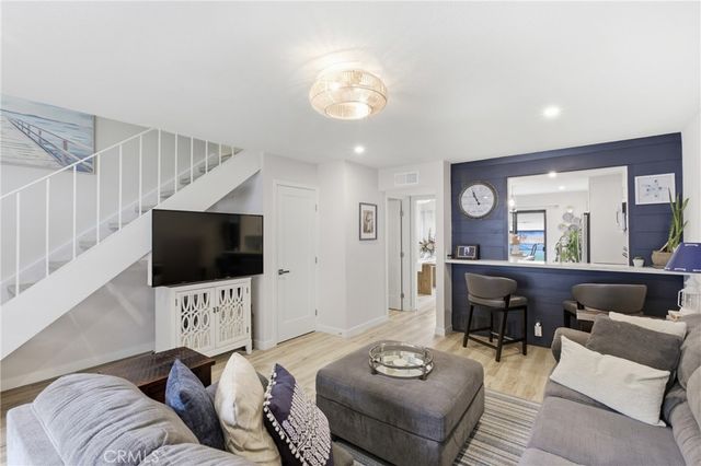 24506 Copper Cliff Court 62, Lake Forest, CA 92630