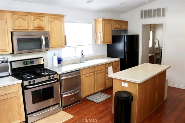 1065 Lomita 195, Harbor City, CA 90710