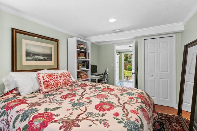 1421 E HANNA AVENUE, Tampa, FL 33604