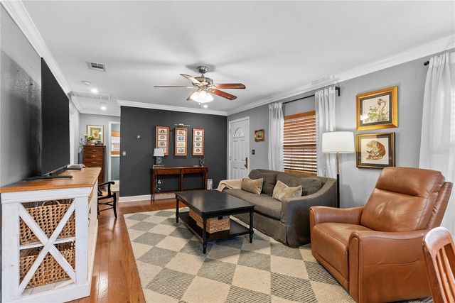 1421 E HANNA AVENUE, Tampa, FL 33604