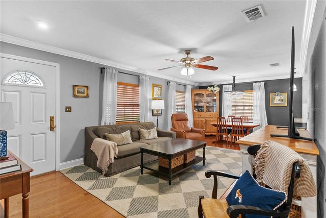 1421 E HANNA AVENUE, Tampa, FL 33604