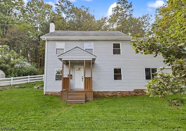 15 Cherry St, Newton Town, NJ 07860