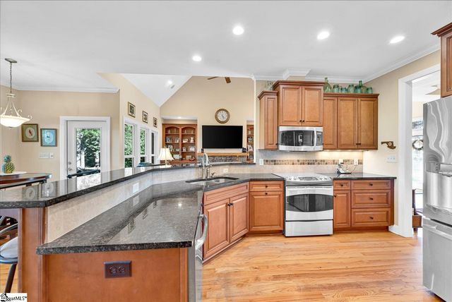 232 Arsenal Drive, Ninety Six, SC 29666