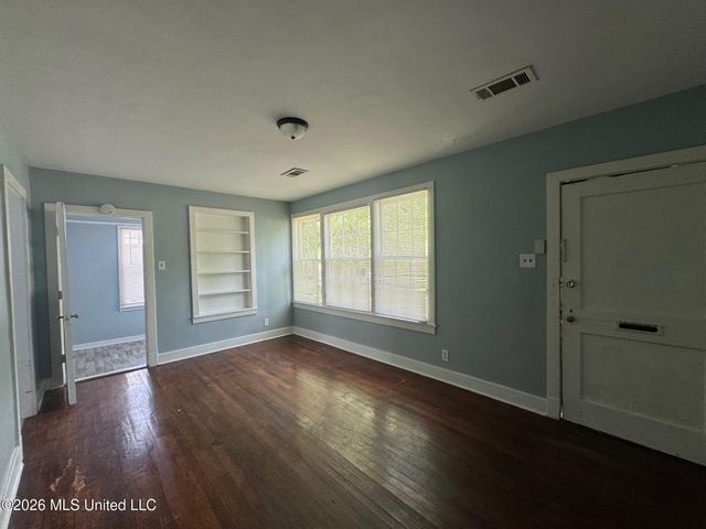 4833 Churchill Drive, Jackson, MS 39206