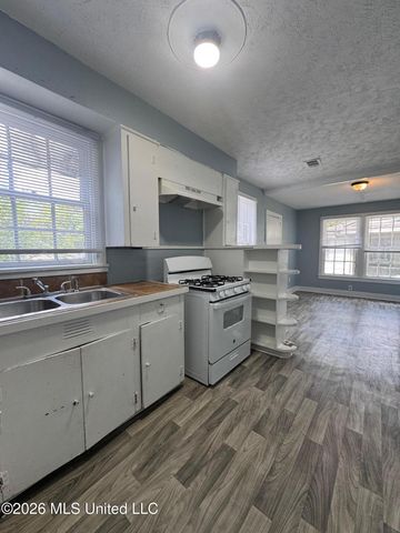4833 Churchill Drive, Jackson, MS 39206