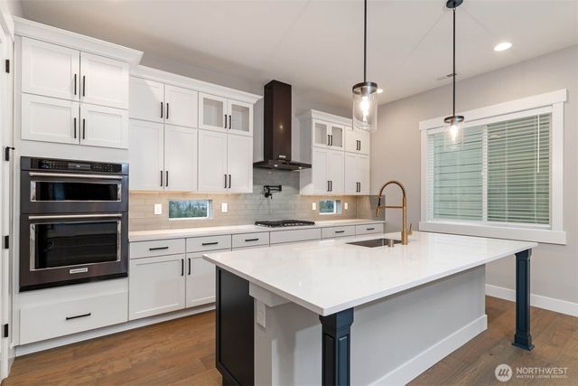 3853 95th Avenue E, Edgewood, WA 98371