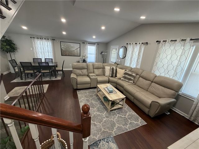 36 Waller Street, Providence, RI 02908