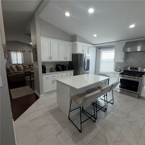 36 Waller Street, Providence, RI 02908