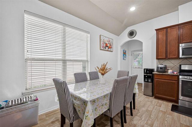 9314 Fuqua Ridge Lane, Houston, TX 77075