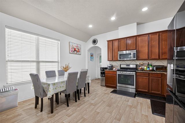 9314 Fuqua Ridge Lane, Houston, TX 77075