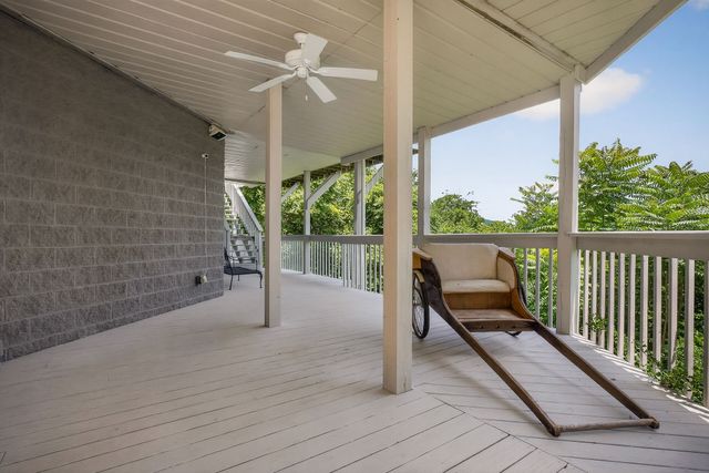 1038 Lakeside Dr, Smithville, TN 37166
