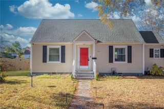 8109 Colin DR, Norfolk, VA 23518