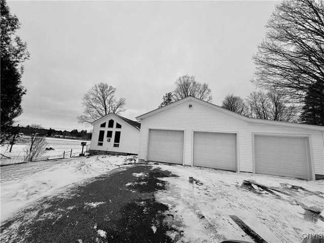 8494 State Route 812, New Bremen, NY 13367