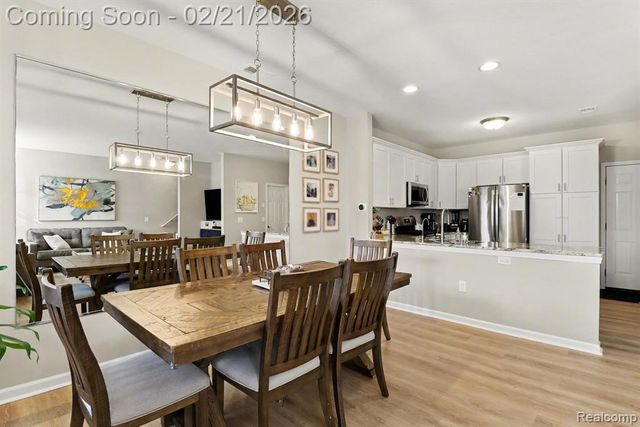 17764 Windflower Drive, Southfield, MI 48076