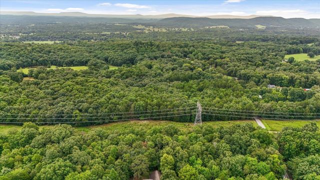 12712 Cranfield Road, Birchwood, TN 37308