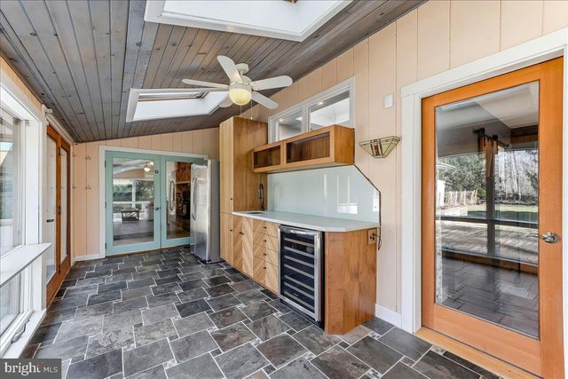 310 WOODVIEW RD, West Grove, PA 19390