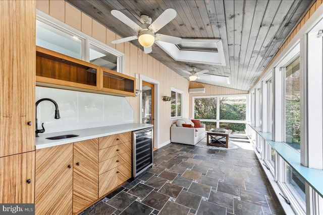 310 WOODVIEW RD, West Grove, PA 19390